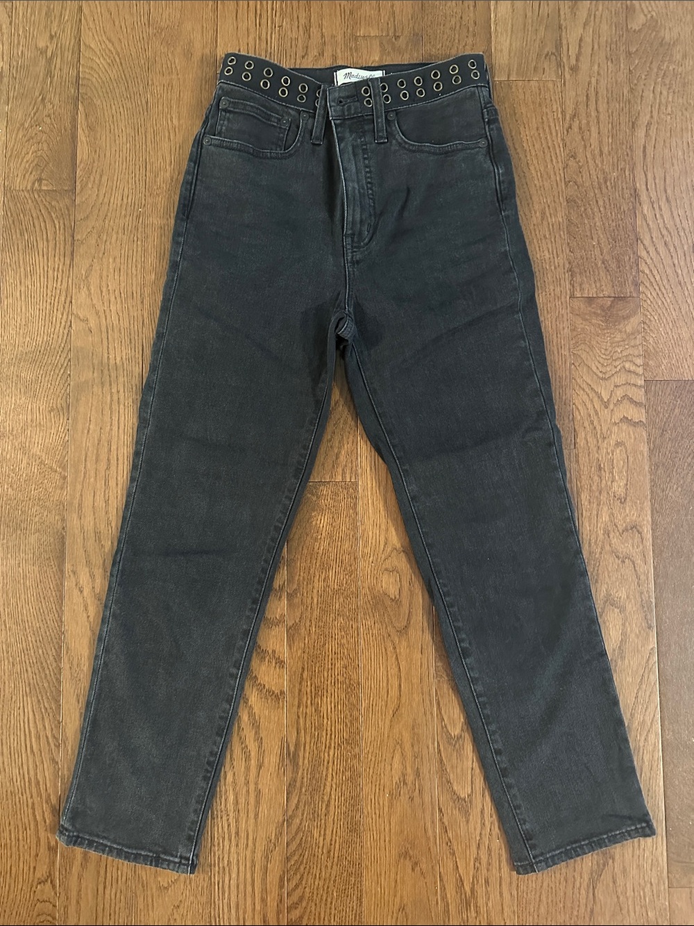 Madewell Women’s Slim Straight Black Jeans
